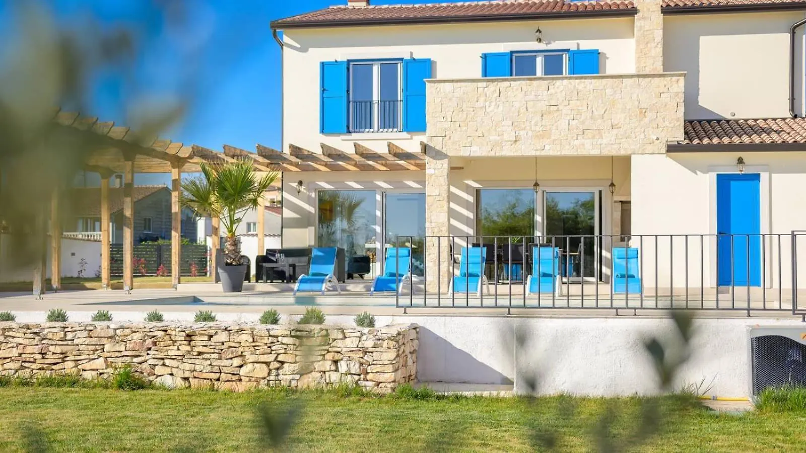 Taste Of The Sea Apartment Novigrad  Croatia